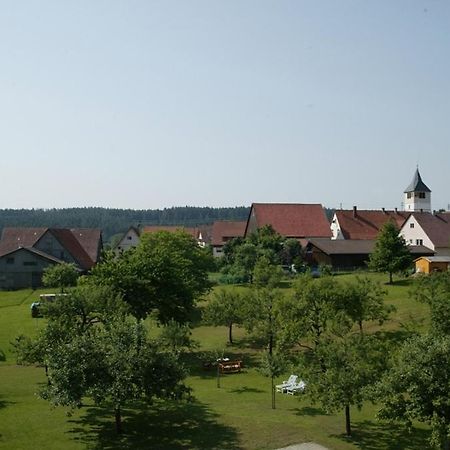 Landgasthof Loewen Neubulach Экстерьер фото
