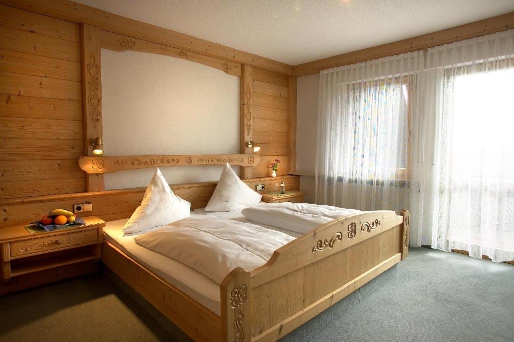 Landgasthof Loewen Neubulach Номер фото